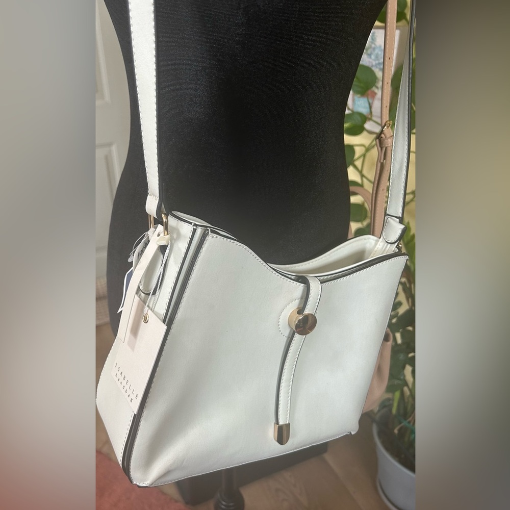 👛Isabelle White shoulder Bag NWT